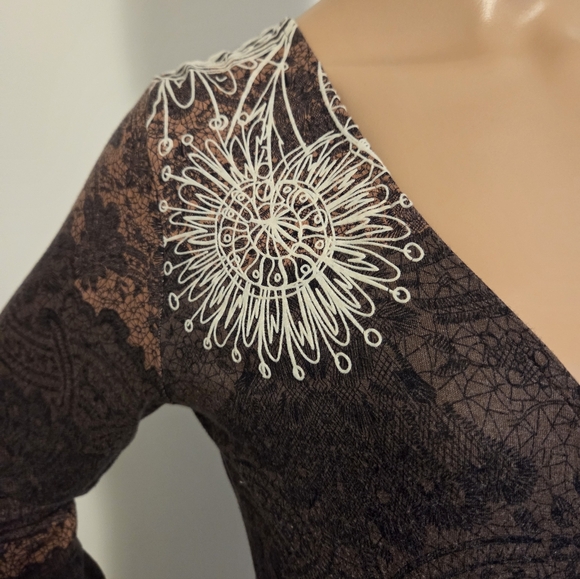 Elegant Brown Patterned Wrap Dress - Picture 9 of 12